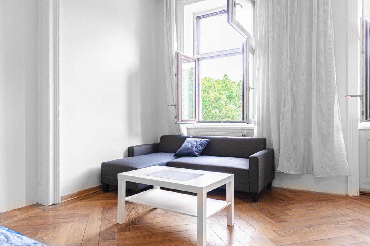 4 Great Apartment Akh - Ideal For Groups Of 19 Vienne Extérieur photo