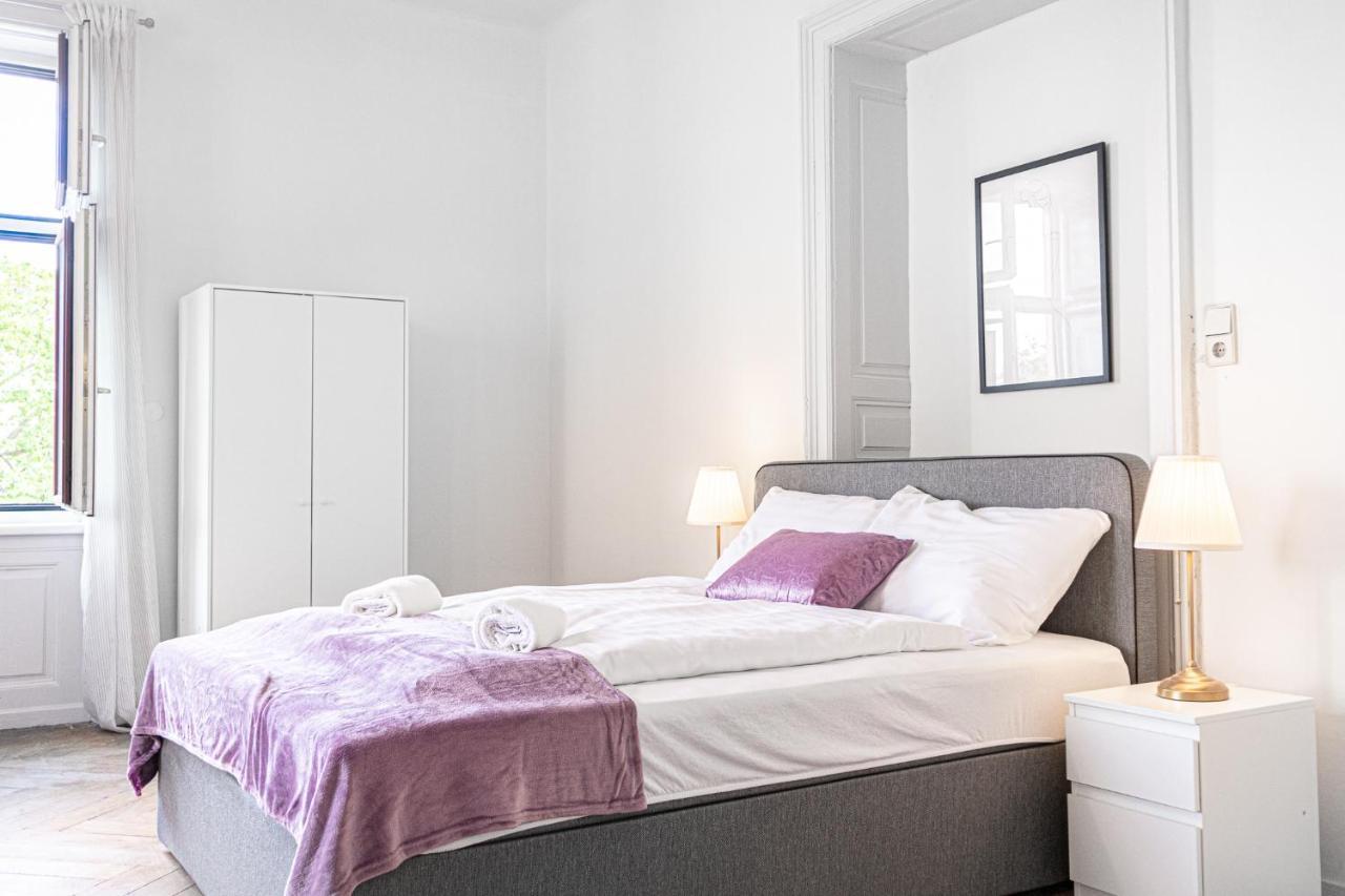 4 Great Apartment Akh - Ideal For Groups Of 19 Vienne Extérieur photo